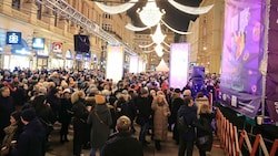 Besonders am Silvesterpfad werden wieder unzählige Besucher erwartet – die Exekutive ist gewappnet (Symbolbild). (Bild: Peter Tomschi)