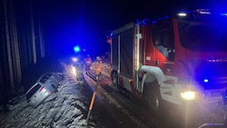 Insgesamt waren zehn Feuerwehrler im Einsatz. (Bild: FF Tamsweg)