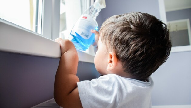 Kinder sind besonders oft von Vergiftungen betroffen.