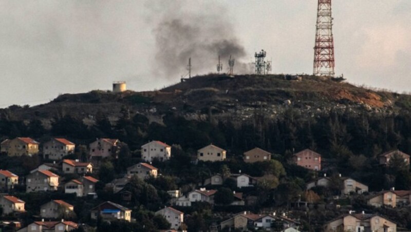 Hier sehen Sie ein Bild vom israelischen Angriff an der Grenze zum Libanon. (Bild: AFP)