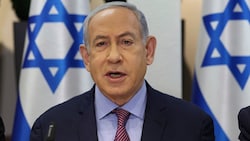 Seit einem Jahr erneut im Amt: Israels Premierminister Benjamin Netanyahu (Bild: AP)