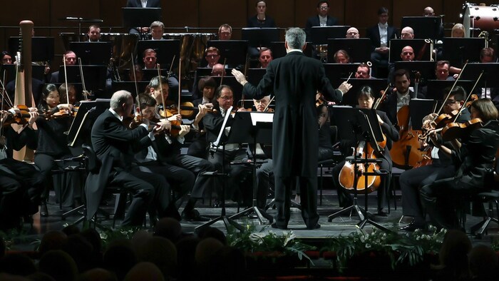 Die Grazer Philharmoniker unter Vassilis Christopoulos beim Neujahrskonzert in der Grazer Oper
