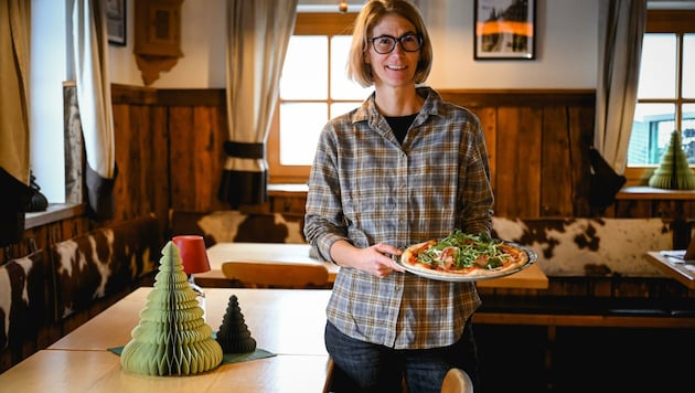 Yvonne O‘Shannassy kredenzt Pizza, Pasta, Salate und mehr. (Bild: Wenzel Markus)