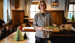 Yvonne O‘Shannassy kredenzt Pizza, Pasta, Salate und mehr. (Bild: Wenzel Markus)