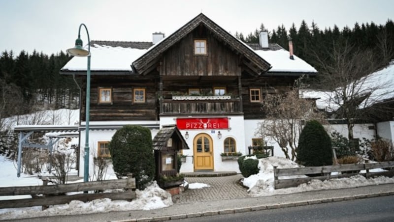 Hier in Hinterstoder 40 hat Yvonne O‘Shannassy ihre Pizzerei eröffnet. (Bild: Wenzel Markus)