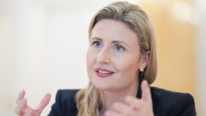 Frauenministerin Susannne Raab ist erschüttert.