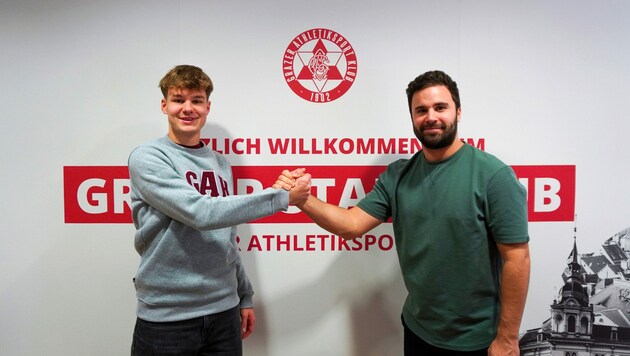 Gabriel Zirngast (li.) und Sportchef Didi Elsneg. (Bild: GAK 1902)