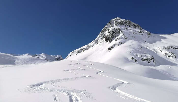Herrlichen Pulverschnee wie hier in den Stubaier Alpen könnte der Wintereinbruch bringen.