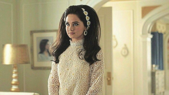 Popkulturell fesselnd, lässt der Film doch Emotion missen. Cailee Spaeny als Hochglanz-Babe Priscilla.