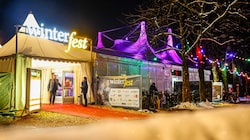 Das Winterfest im Volksgarten findet bereits zum 22. Mal statt und lässt seine Besucher in die moderne Zirkuskunst eintauchen. (Bild: Tschepp Markus)
