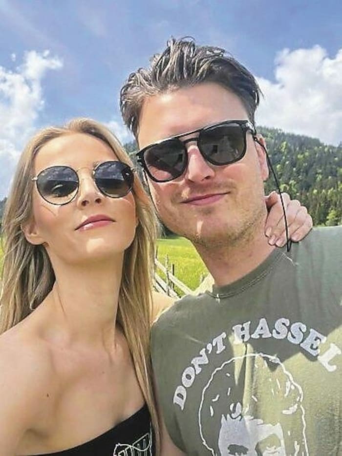 Auch Schlagerstar Melissa Naschenweng würden wir gerne öfter mit ihrem Toni sehen...