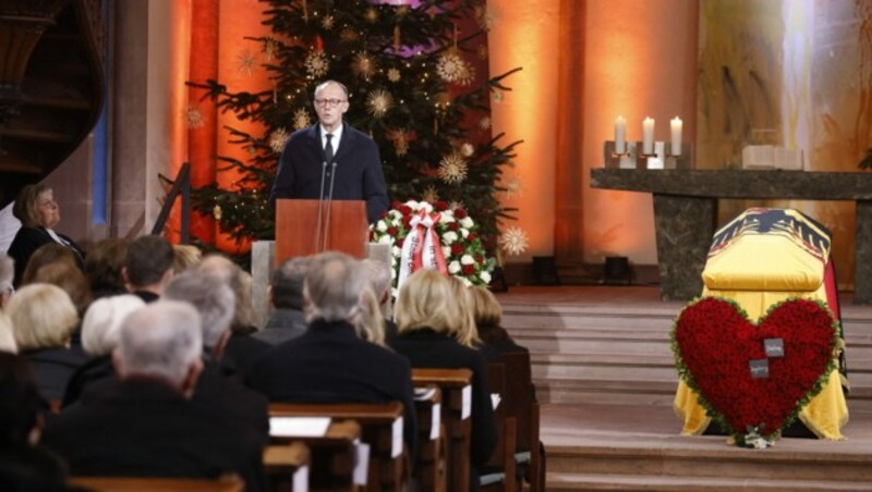 CDU-Chef Friedrich Merz hielt während der Zeremonie eine Rede. (Bild: AFP)