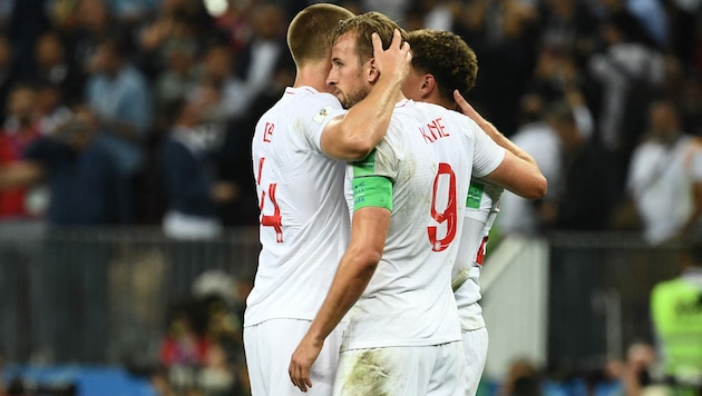 Harry Kane wird wohl künftig beim FC Bayern mit einem seiner Kumpels aus dem englischen Nationalteam zusammenspielen. (Bild: APA/AFP/FRANCK FIFE)