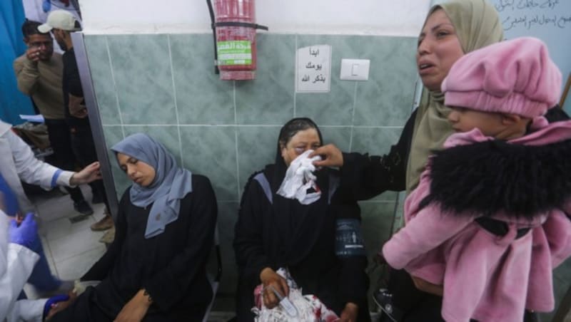 Die Zustände in den Krankenhäusern von Gaza sind erschreckend, schildern Mediziner. (Bild: AP)