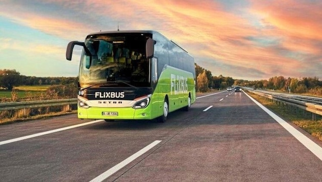 Green and successful: long-distance bus provider Flix is celebrating record figures for the past financial year. (Bild: Flixbus)