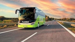 Grün und erfolgreich: Der Fernbus-Anbieter Flix jubelt über Rekordzahlen im abgelaufenen Geschäftsjahr.  (Bild: Flixbus)