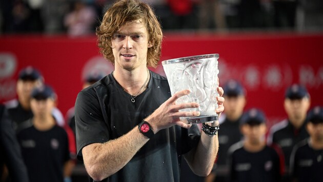 Andrej Rublew triumphiert in Hongkong. 