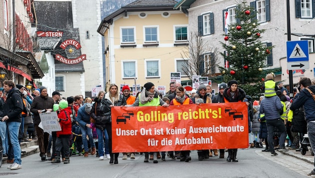 Nach der Demo am Freitag hoffen die Tennengauer auf schnelle Lösungen von der Landesregierung (Bild: Tschepp Markus)