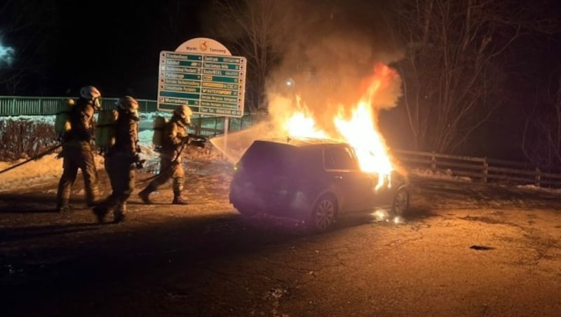 Die Feuerwehr Tamsweg war mit 30 Mann im Einsatz. (Bild: FF Tamsweg)