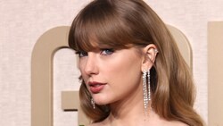 Taylor Swift verließ die Golden-Globes-Gala überraschend in der Werbepause. Nun wird gerätselt, warum. (Bild: APA/Getty Images via AFP/GETTY IMAGES/Amy Sussman)