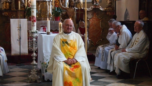 Pfarrer Christian Moritz: 80. Geburtstag in der Pfarre Saak. (Bild: Pfarre Saak)