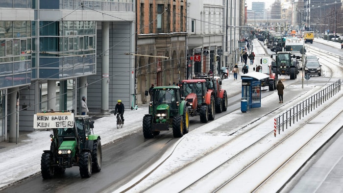 Traktorkolonne in der Münchner Innenstadt