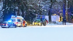 Der Ort des tödlichen Forstunglücks, ein Waldstück in Munderfing - die besorgte Lebensgefährtin hatte die Leiche gefunden (Bild: Manfred Fesl)