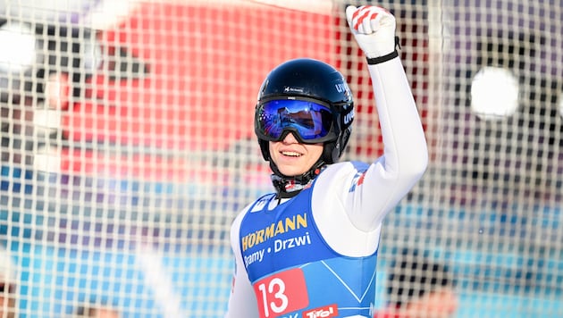 Stephan Embacher landete bei seinem Weltcup-Debüt am Innsbrucker Bergisel gleich auf dem 13. Platz.  (Bild: GEPA pictures)