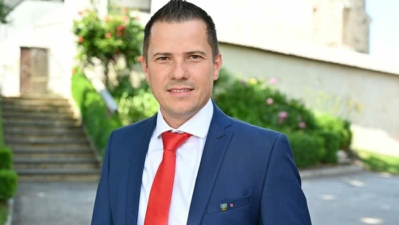 Bürgermeister Patrick Skubel schreit auf, seine Gemeinde schlittert dieses Jahr in die Insolvenz. (Bild: Hronek Eveline)
