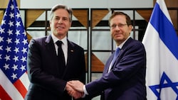 Von links: US-Außenminister Antony Blinken und Israels Präsident Yitzhak Herzog (Bild: AP)