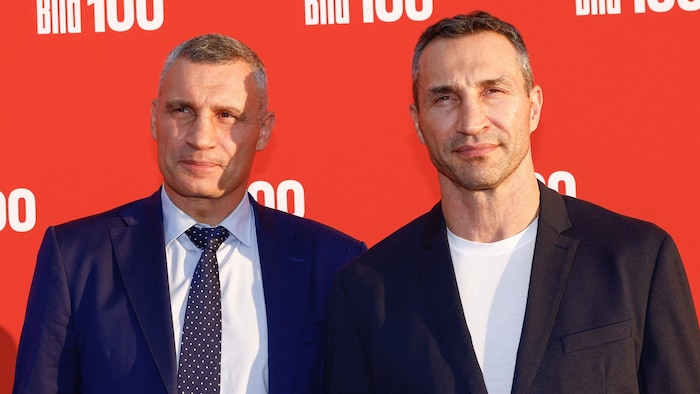 Kiews Bürgermeister Vitali Klitschko und sein jüngerer Bruder Wladimir 