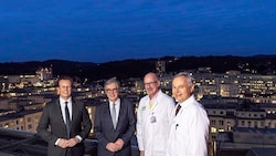 Karlheinz Kornhäusl, Hellmut Samonigg, Günther Laufer und Gerhard Stark (v. li.) (Bild: MedUni Graz/Lunghammer)