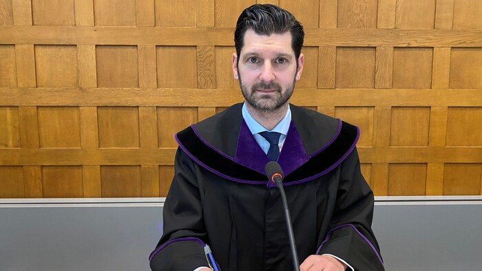 Richter Martin Mitteregger verurteilte den Angeklagten zu einem Jahr Gefängnis.