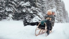 Spaß auf Kufen gibt’ s u. a. am Tirolerkogel in Annaberg, am Semmering und in Göstling/Ybbs. (Bild: Getty Images)