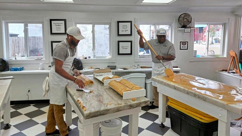 Süße Köstlichkeit: Fudge-Produktion auf Mackinac Island (Bild: Elisabeth Salvador)