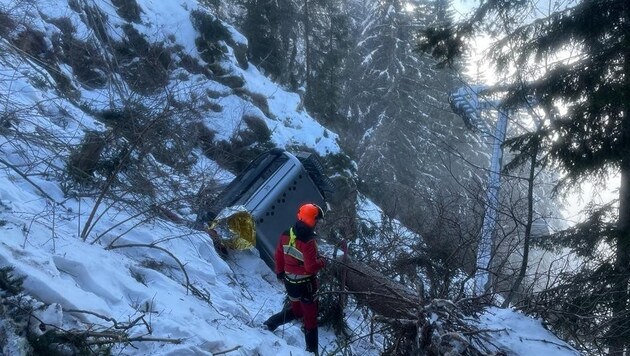 Die Rettungsaktion für die Opfer fand unter schwierigsten Bedingungen statt. (Bild: Heli Austria/Martin2)