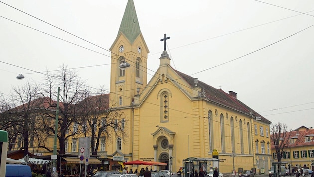 Die Grazer Heilandskirche am Kasier-Josef-Platz (Bild: KRONEN ZEITUNG)