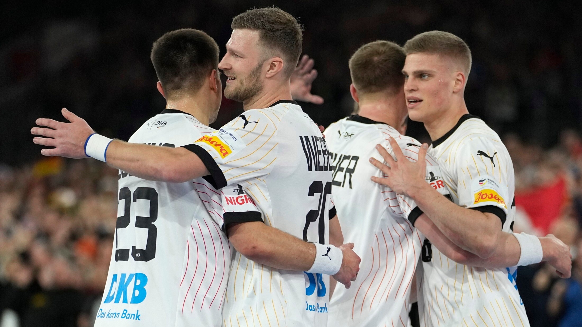 Handball-EM - Deutschland Feiert Sieg Vor Weltrekord-Kulisse | Krone.at