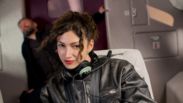 Auch „Haus des Geldes“-Star Úrsula Corberó hat eine Rolle in „Lift“ ergattert.