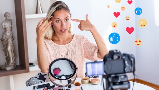 In Italien müssen sich Influencerinnen und Influencer künftig in ein Register eintragen und ...