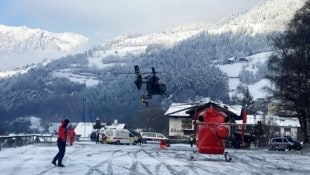 Am Dienstag bargen Rettungskräfte vier Verletzte nach einem Gondelabsturz. (Bild: APA/ZOOM.TIROL)