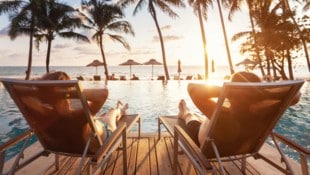 Traumplatz! Bei vielen Urlaubern beginnt der Liegen-Stress schon frühmorgens...