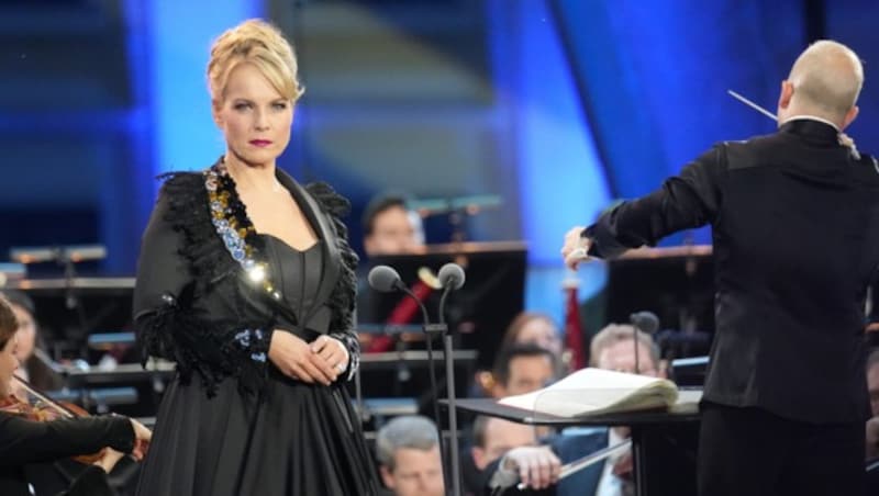 Elina Garanca wird ebenso wie Piotr Beczala den diesjährigen Opernball eröffnen. (Bild: Roman Zach-Kiesling / First Look / picturedesk.com)