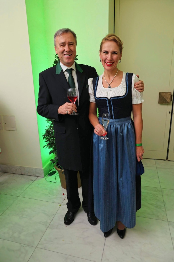 Sturm-Präsident Christian Jauk gemeinsam mit seiner Kathrin Nachbaur