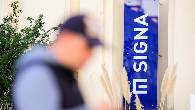 The "Soko Signa" is investigating an initial suspicion of "serious fraud", which in Austria carries a prison sentence of up to ten years depending on the amount of damage. (Bild: EPA)