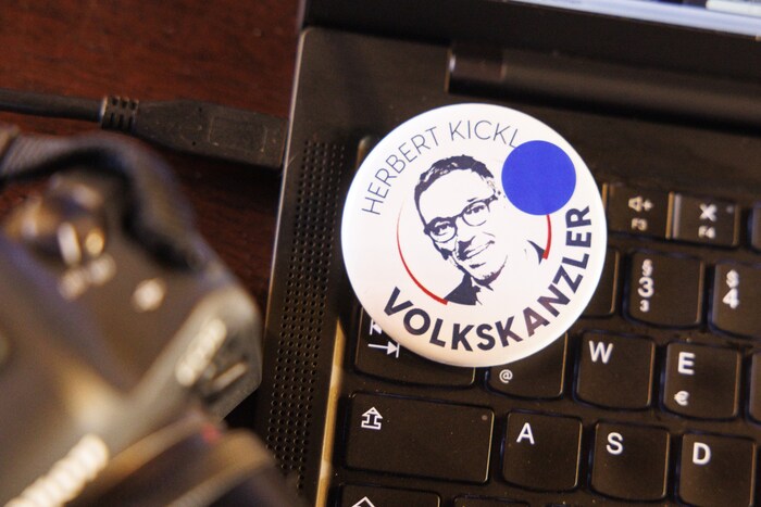 Der Ausdruck „Volkskanzler“ ist durch die Nazi-Zeit schwer vorbelastet.