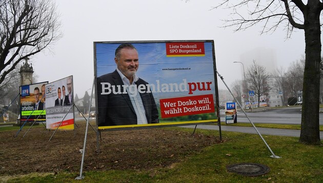 Plakate bei der Landtagswahl 2020: Beim nächsten Mal sollen die Kosten für Werbung beschränkt werden. (Bild: Huber Patrick)