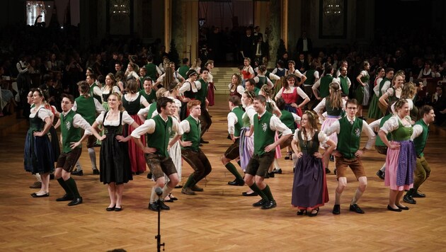 Die Steirer eroberten die Wiener Hofburg. (Bild: Pail Sepp)