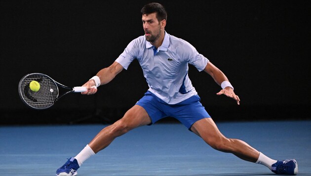 Novak Djokovic steht in der nächsten Runde. (Bild: APA/AFP/WILLIAM WEST)