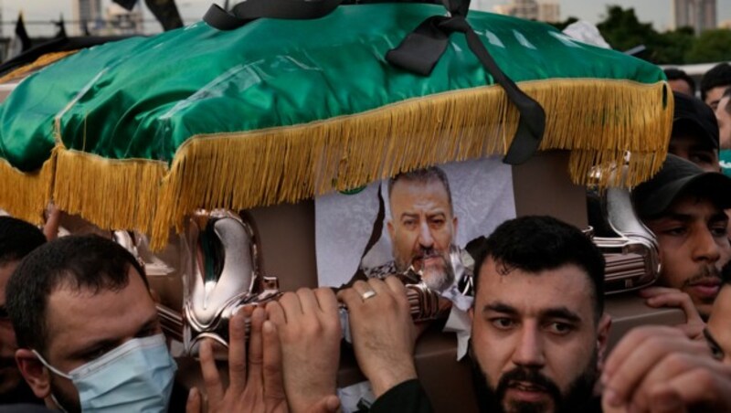 Begräbnis von Hamas-Vizechef Saleh al-Arouri (Bild: The Associated Press)